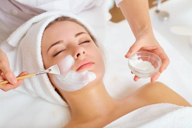 https://myhomesalon.in/wp-content/uploads/2023/06/istockphoto-921797424-612x612-1.jpg?utm_source=chatgpt.com